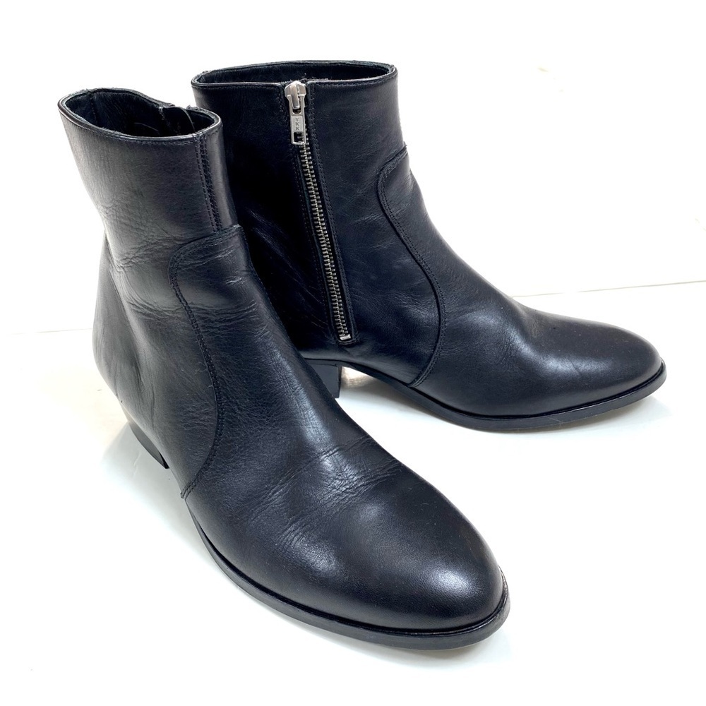 Everyday Hero Zimmerman Zip Ankle Boot in Black Bird Size 40 / US 7